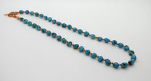 Load image into Gallery viewer, Kingman turquoise pebbles &amp; copper necklace
