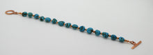 Load image into Gallery viewer, Kingman turquoise pebbles &amp; copper bracelet
