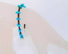 Load image into Gallery viewer, Kingman turquoise &amp; baby olive shell bracelet in sterling silver
