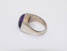 Load image into Gallery viewer, Sugilite &amp; sterling silver ring - size 8
