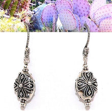 Load image into Gallery viewer, Sterling silver vintage-style oval filigree earrings with French wires
