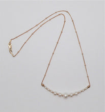 Load image into Gallery viewer, Pearl &amp; 14K gold-filled satellite chain necklaces (2 styles)
